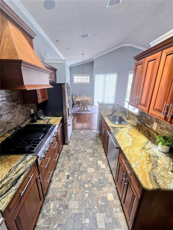 Photo - 1028 Tradewinds Dr