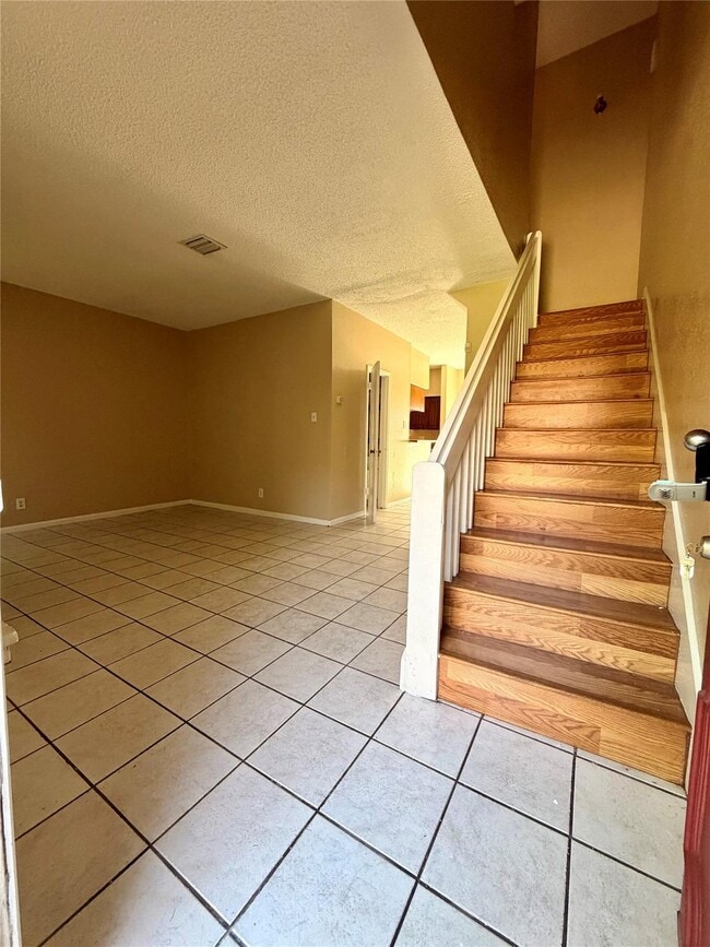Photo - 12400 Brookglade Cir