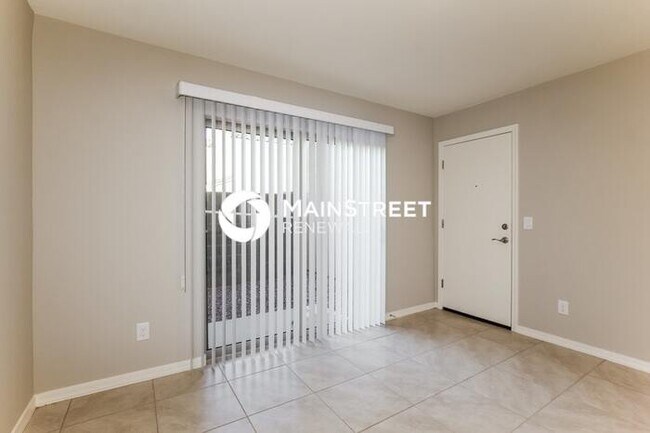 Photo - 3 Bedroom Pet-Friendly Home in Phoenix, AZ with Main Street Renewal