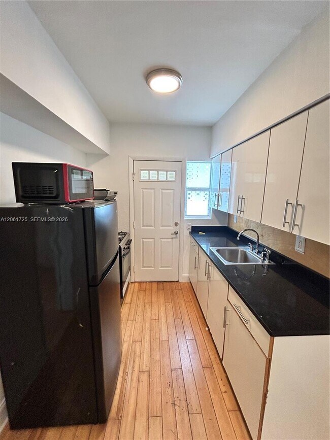 8080 Tatum Waterway Dr Unit 12