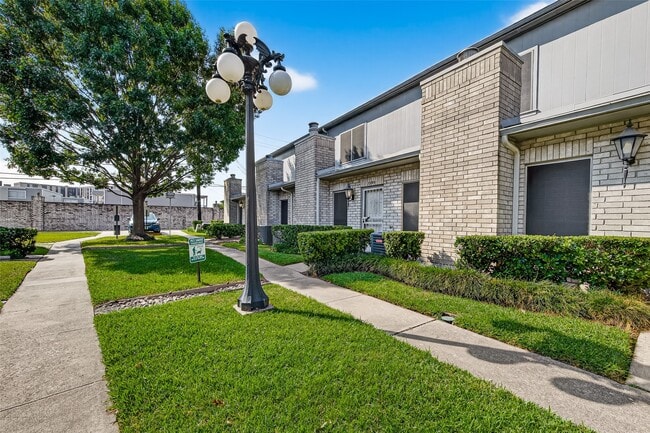Photo - 7395 Regency Square Ct Unit 7395
