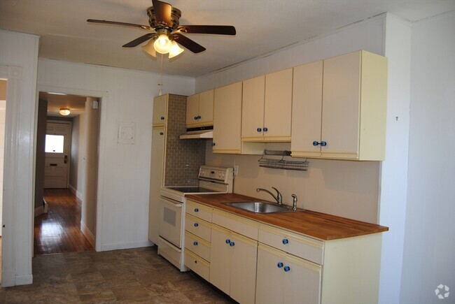 Building Photo - 137 Belmont St Unit 137 Rental