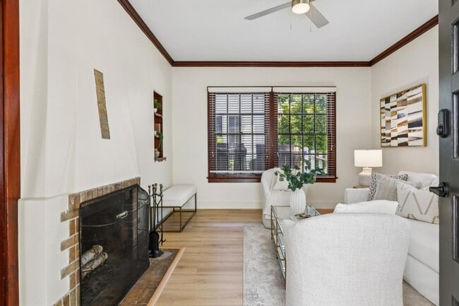 Photo - Downtown Palo Alto Cottage | Private Yard | Walk to University Ave