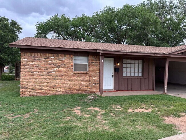 Building Photo - 2 Bedroom Duplex Rental