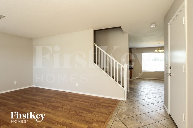 Photo - 18039 N 89th Dr