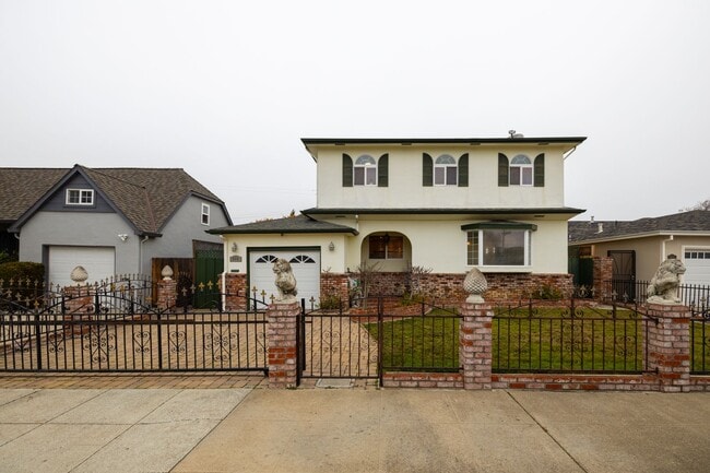 Photo - Large updated home in San Mateo Village!