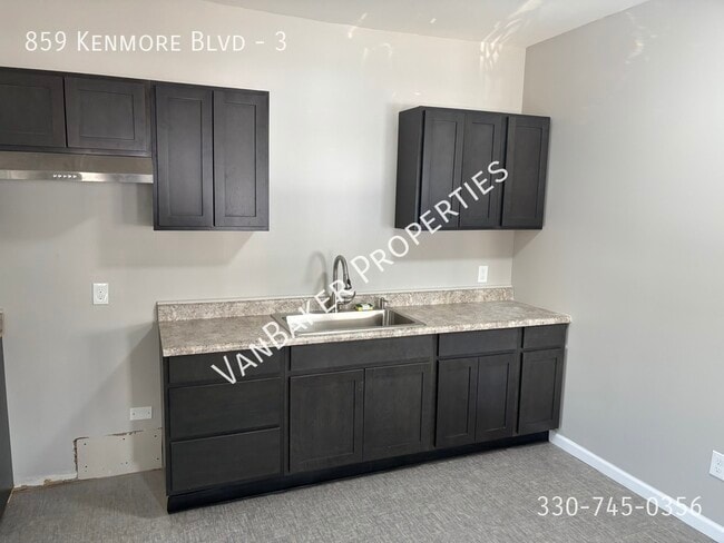Photo - 859 Kenmore Blvd Unit 3