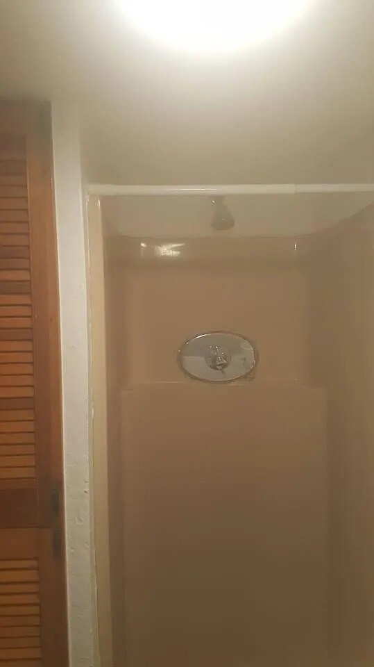 81 Oak St Unit 3