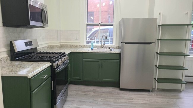 Photo - 29 N Bridge St Unit 1