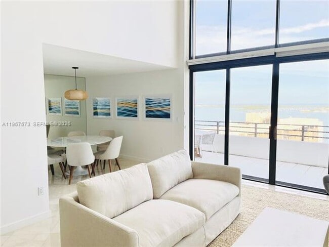 Photo - 151 SE 15th Rd Unit 151 SE 15th Rd  2503