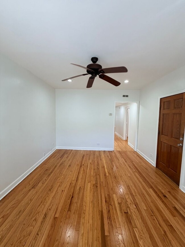 Photo - 1748 N Keystone Ave Unit 2