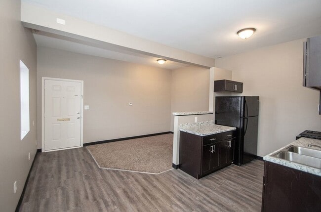 Photo - 2060 N Delaware St Unidad 12