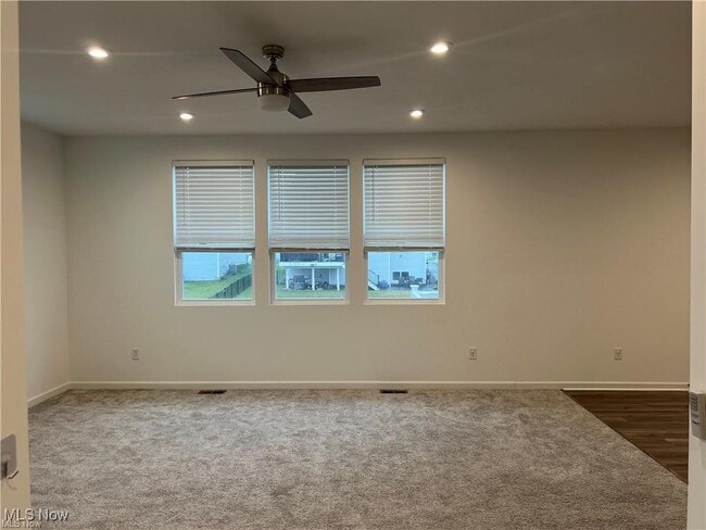 Photo - 63 Woodhull Cir