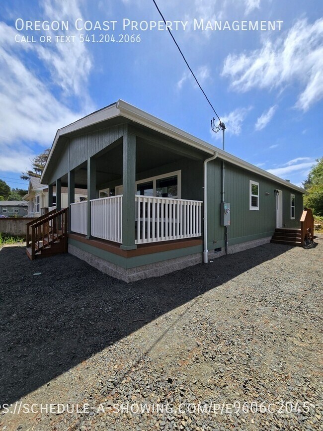 Photo - 220 Lorraine St