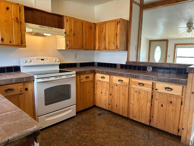 Photo - 1010 Grandview Dr Unidad A