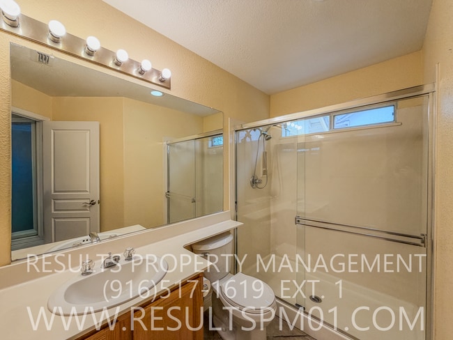 Photo - Beautiful Granite Bay 5 Bedroom Pool Home