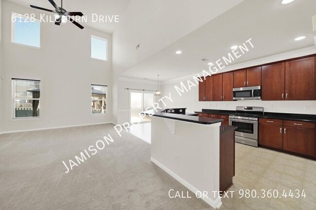 Photo - 6128 Kilchurn Dr