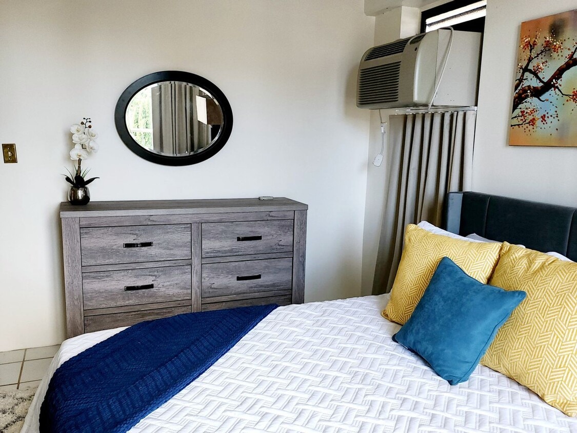 Photo - 2/2 at 1314 Victoria Street | Highly desireable Coronet Building