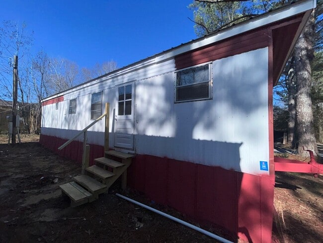 Building Photo - Cozy 1 Bedroom 1 Bathroom Rental in Arab