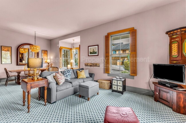 Photo - 759 Lighthouse Ave