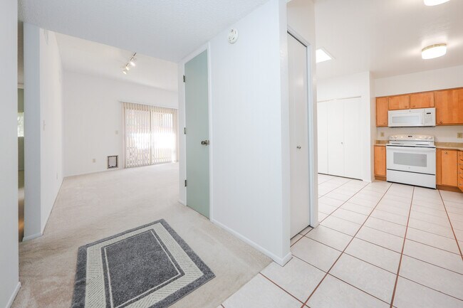 Photo - 8178 E Rivenoak Cir