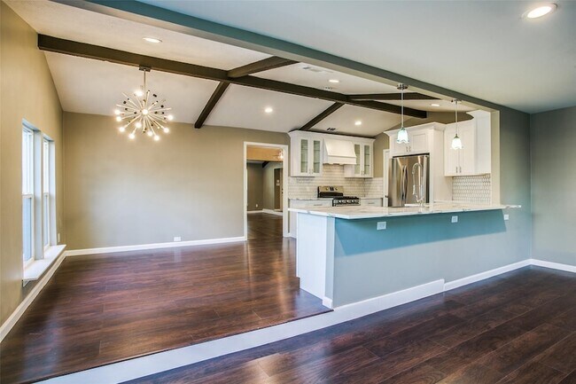 Photo - 7411 Authon Dr