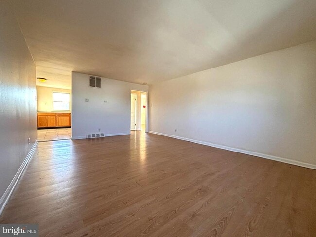 Photo - 819 Creek Rd