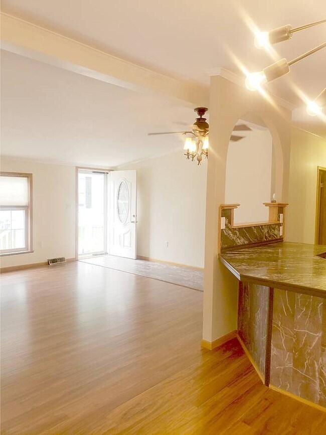 Photo - 2368 W 148th St S