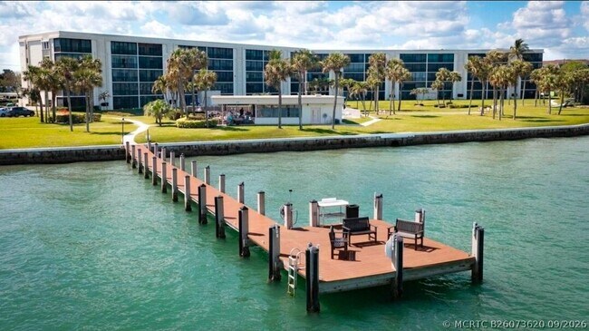 Photo - 200 Intracoastal Pl Unit 301