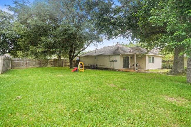 24826 Broad Pine Dr