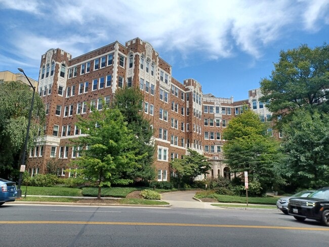 Photo - 4707 Connecticut Ave NW Unit 616