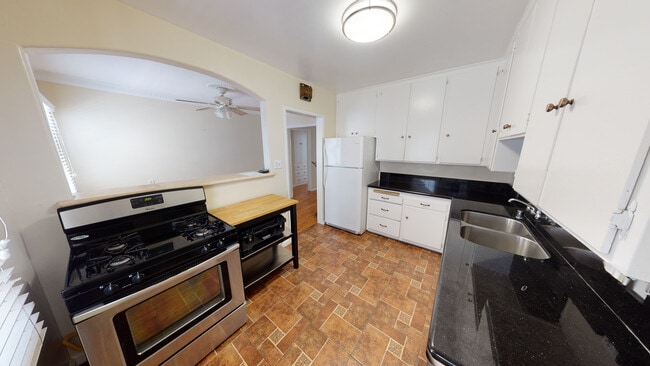 Photo - 6335-6337 Orange St