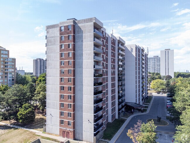 Photo - Springdale Place North