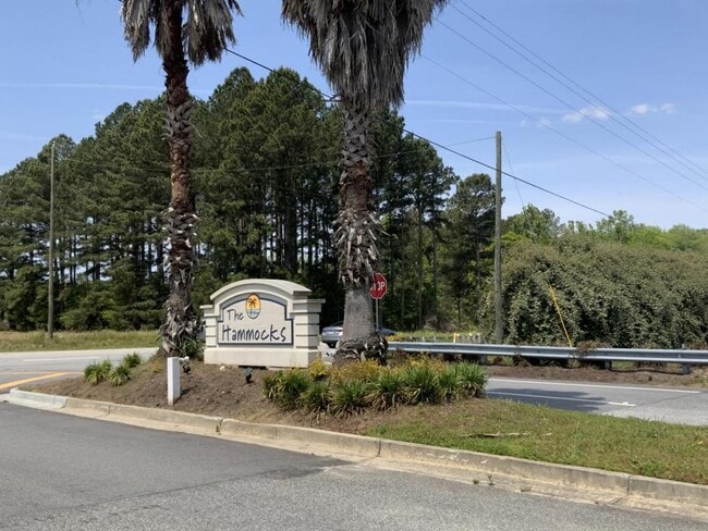 Building Photo - 31 Paradise Cv