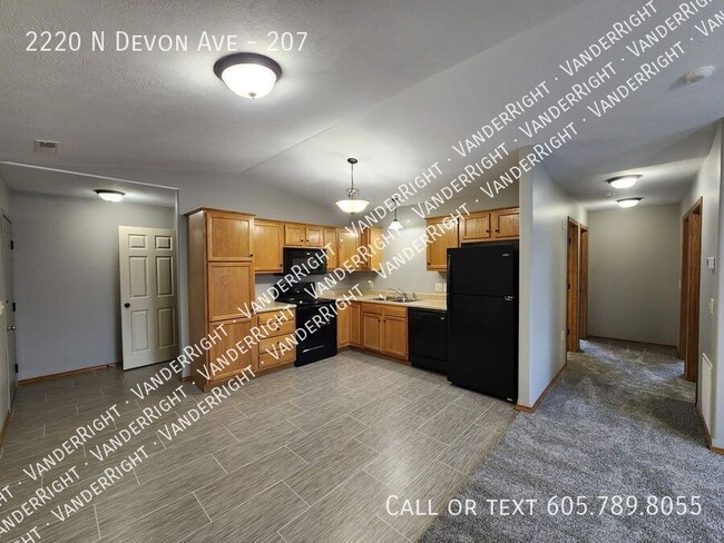 Photo - 2220 Devon Ave Unidad 207