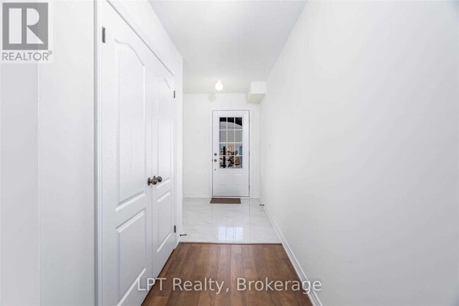 Photo - 15 Honey Crisp Ln