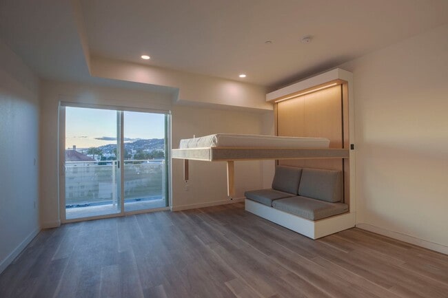 Building Photo - C & C Residences