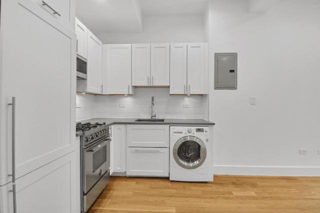 2 bedroom in New York NY 10010 - 2 bedroom in New York NY 10010 Condo Unit 02N