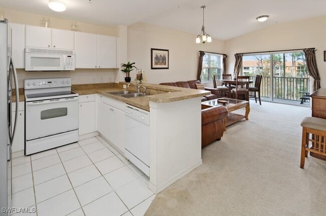 Photo - 4510 Botanical Pl Cir Unidad 402