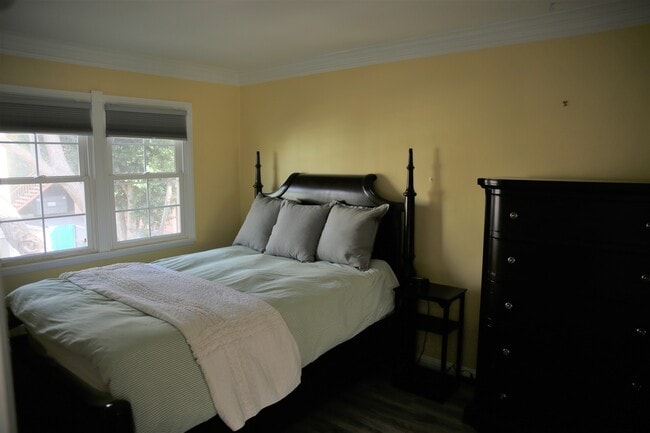 Dormitorio 1 - 2011 Rockefeller Ln Unidad Front