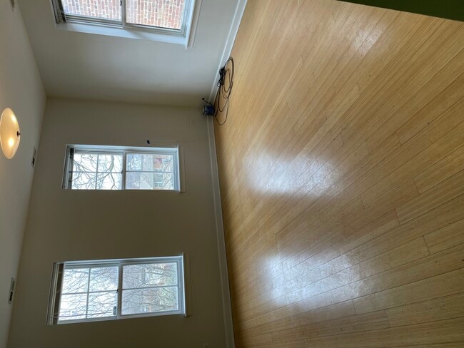 Photo - 10461 S Corliss Ave Unit 2