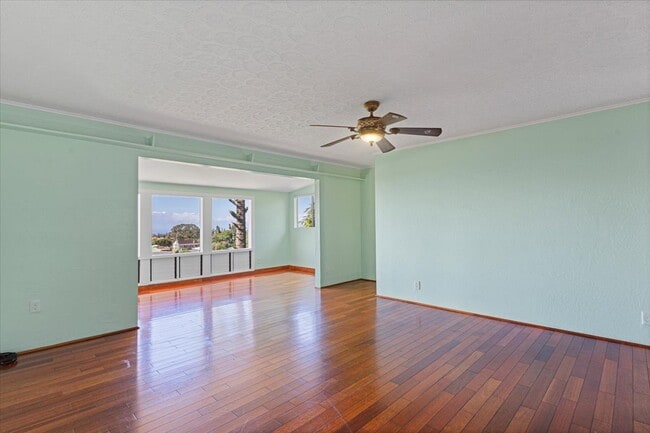 Photo - 1076 Kehau Pl