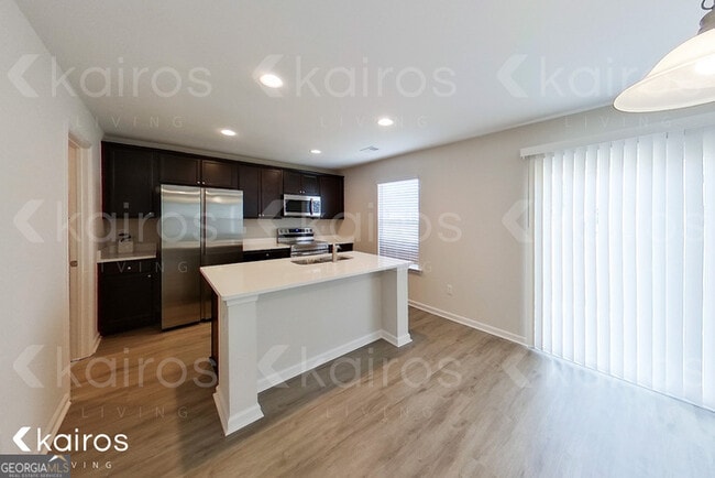 Photo - 15 Duluth Dr