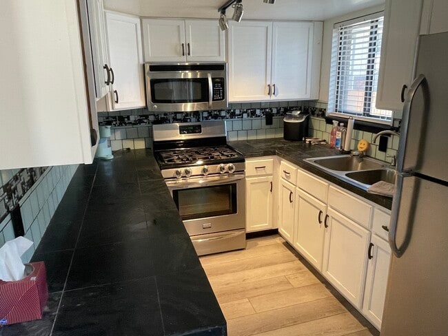 Photo - 1725 S Allison St