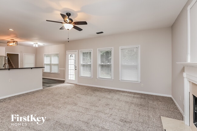 Photo - 3215 Maple Terrace Dr