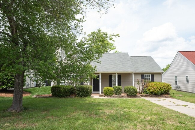 Photo - Charming 3 bedroom 2 bath ranch style home in Greensboro with covered front porch!