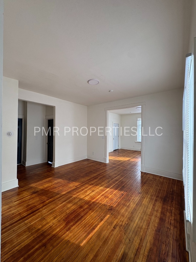 Photo - 2 Bedroom / 1 Bathroom Single-Family Home