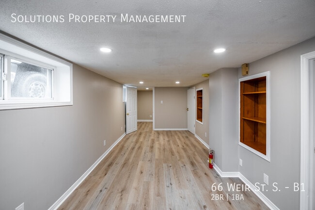 Photo - ***2 Bedroom Basement Unit**** Unité B1