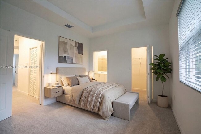 Photo - 204 SE 10th St