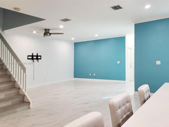 Photo - 1125 Cliffrose St